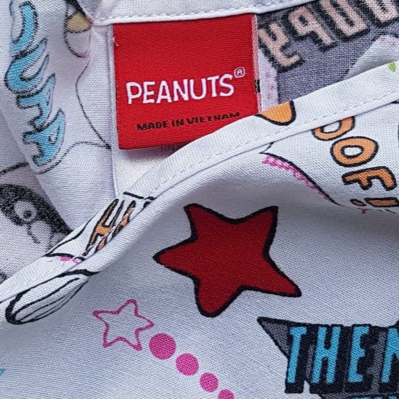 2016 PEANUTS Smock Nurse Scrub Top - Picture 4 of 4